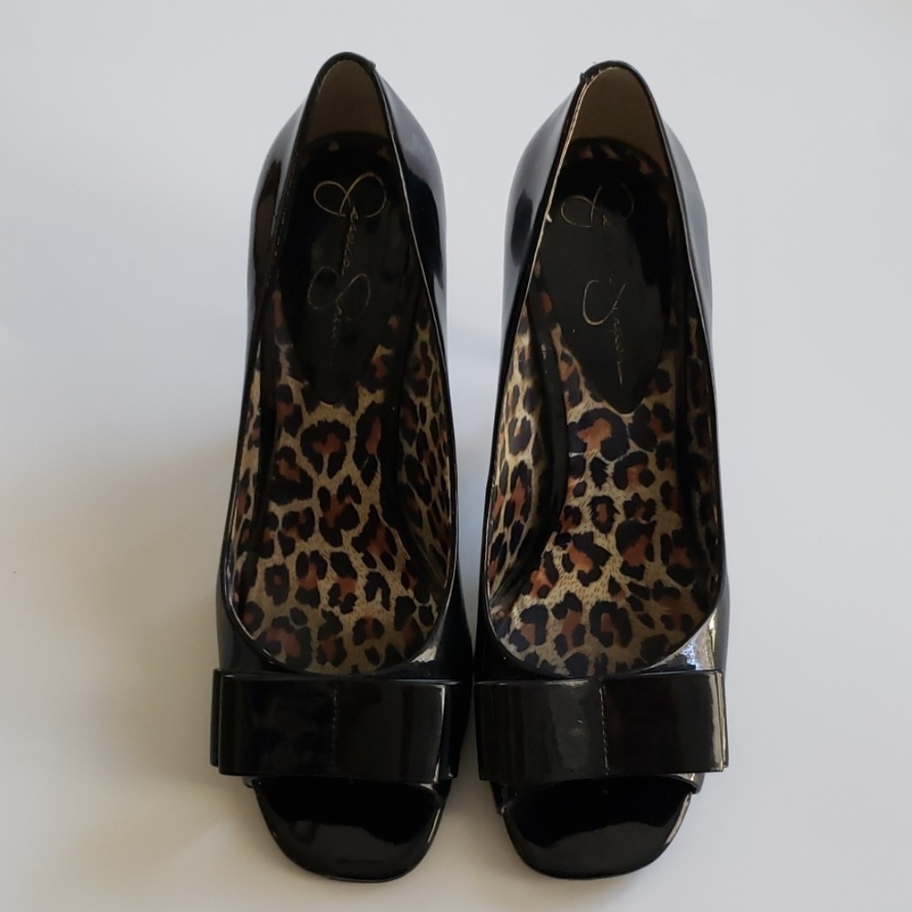 Jessica Simpson "Kendale" Heel - size 7.5